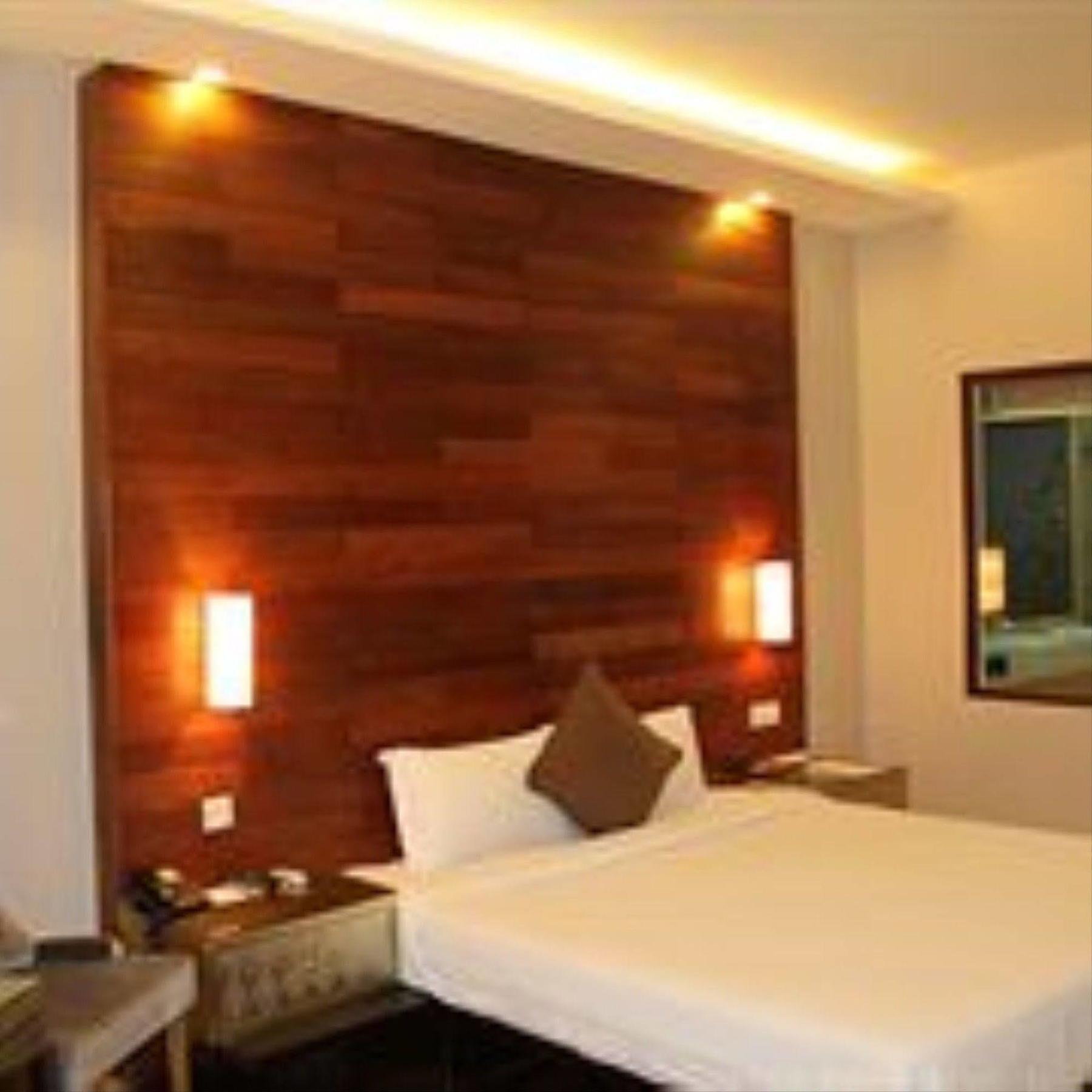 Riverview Cambodia Boutique Hotel Phnom-Penh Buitenkant foto